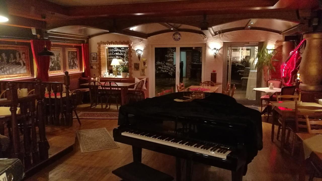 Hotel Restaurant Albans Sonne Bad Rippoldsau-Schapbach Екстер'єр фото